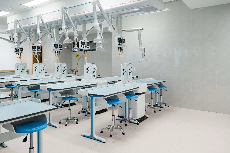 潔弗樂(lè )學(xué)校pvc地板