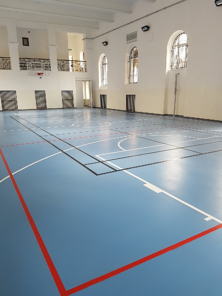 Taraflex? Sport M Performance / Gerflor Dry-Tex System