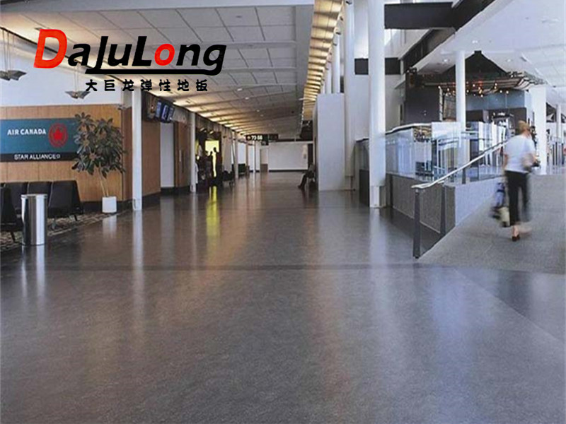 大巨龍地板用于廣州天府路某辦公場(chǎng)所